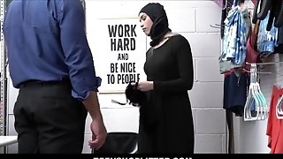 Puny Blonde Teenage Shoplifter Delilah Day Caught With Sundress Under Hijab Fucked By Officer